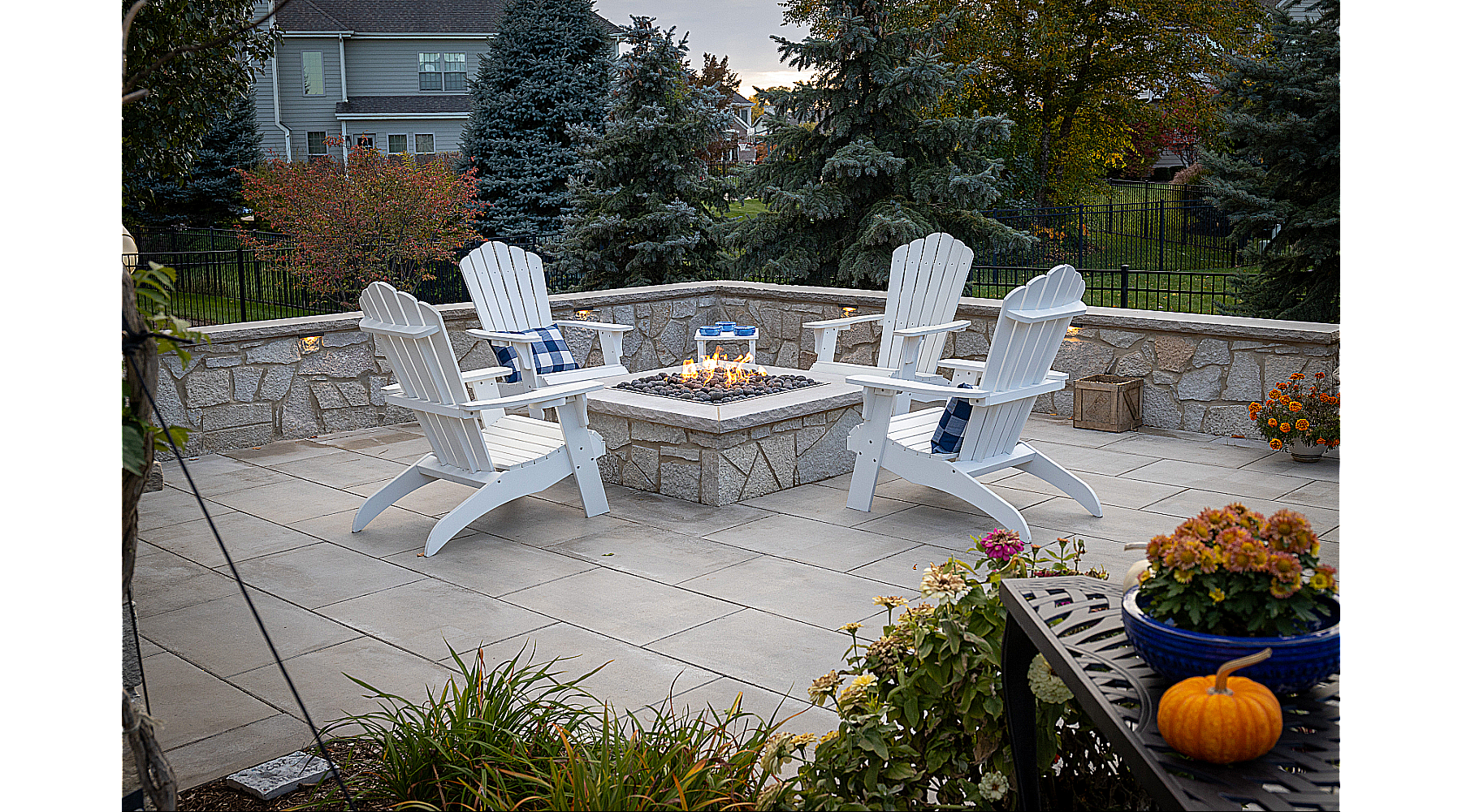 Best Outdoor Fire Pits: Transform Your Backyard into a Year-Round Retreat