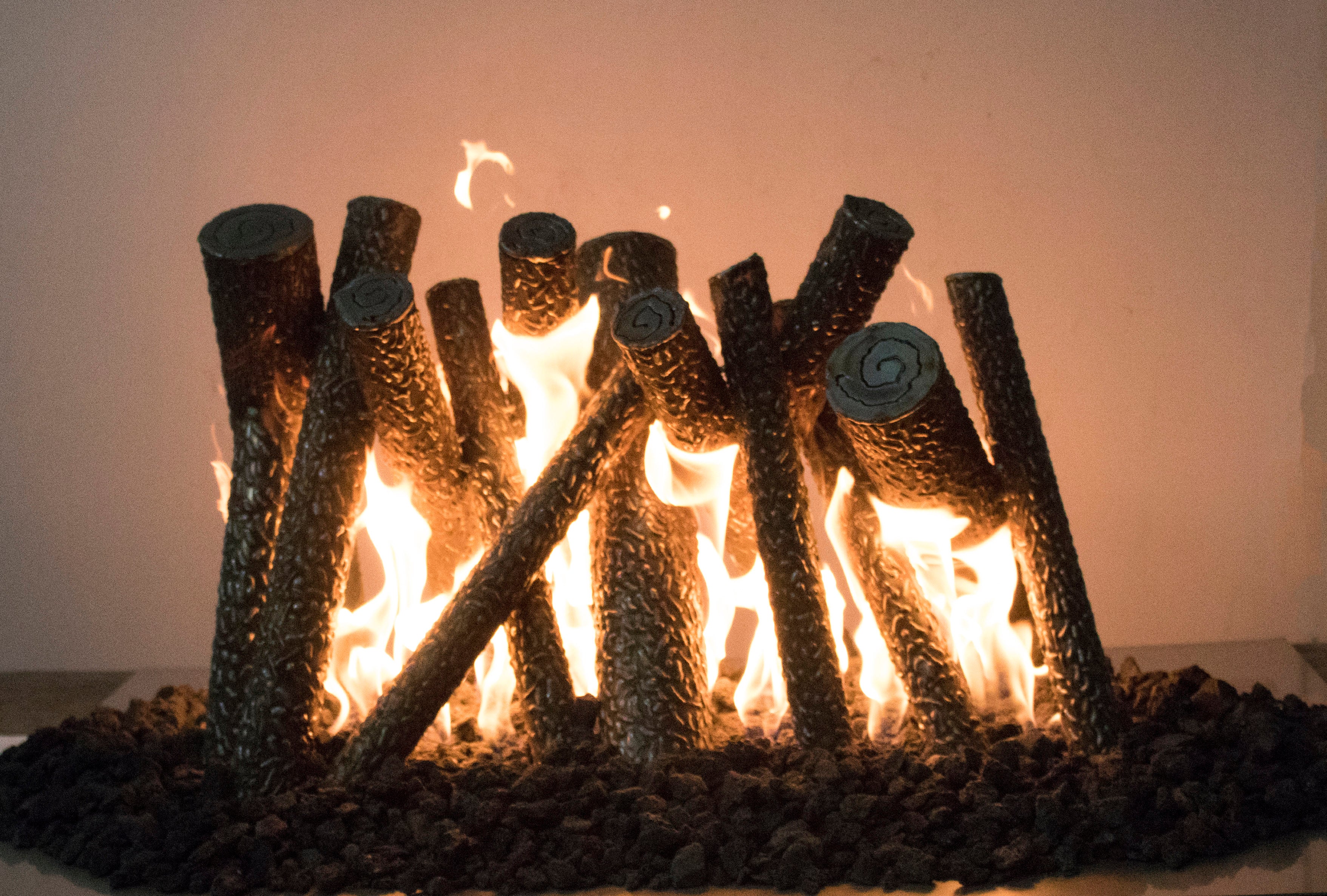 The Outdoor Plus Steel Upright Logs - Backyard Ember