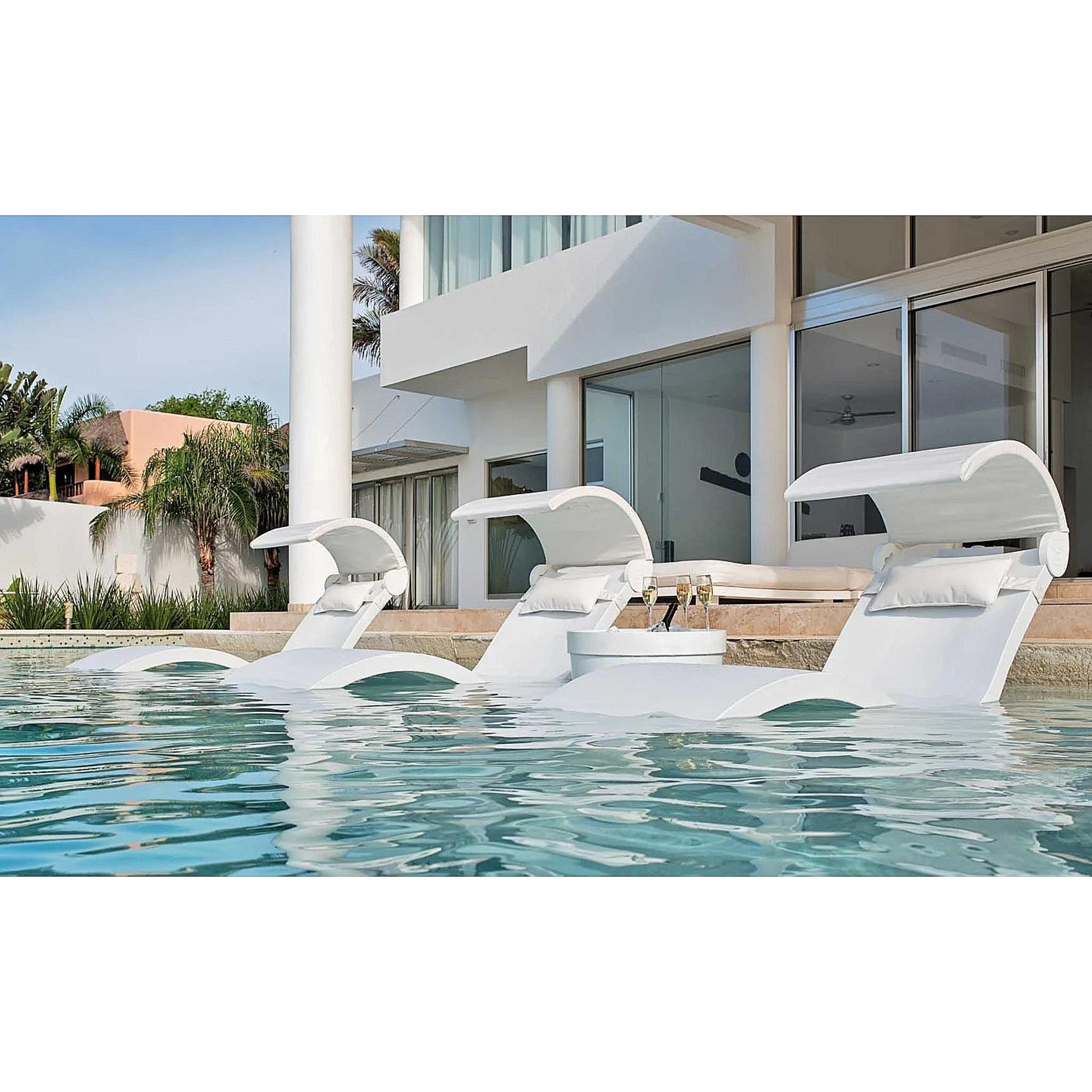 Signature Chaise Deep