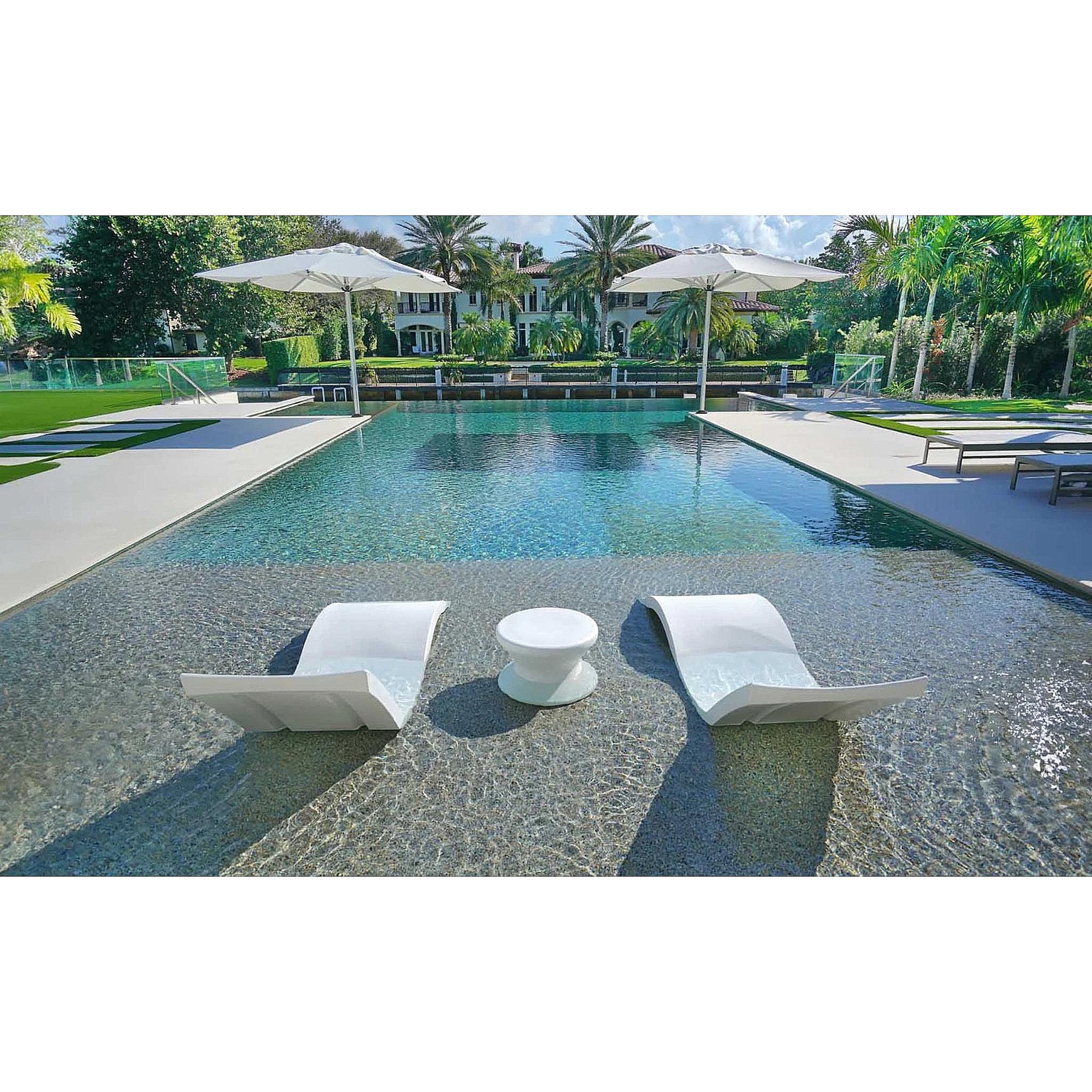 Signature Chaise and Side Table In-Pool Set