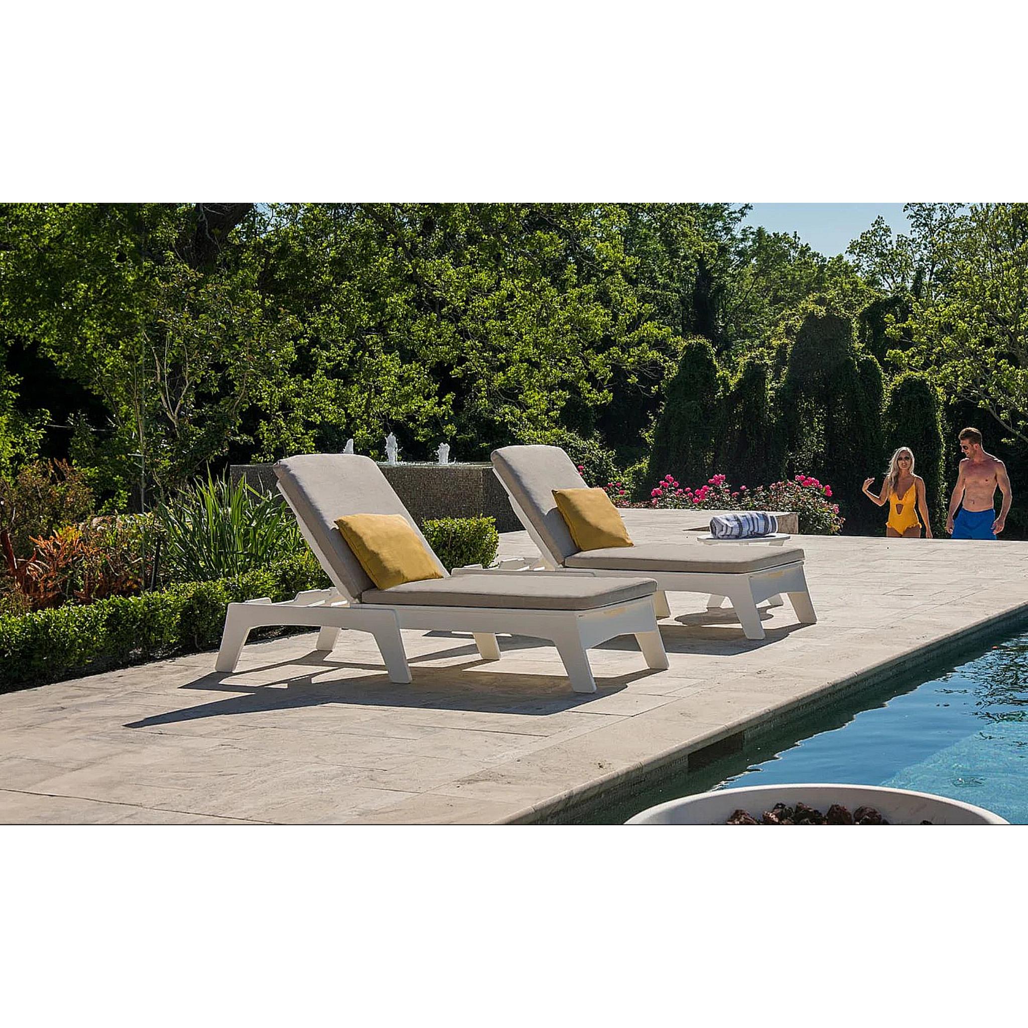 Mainstay Chaise Cushion