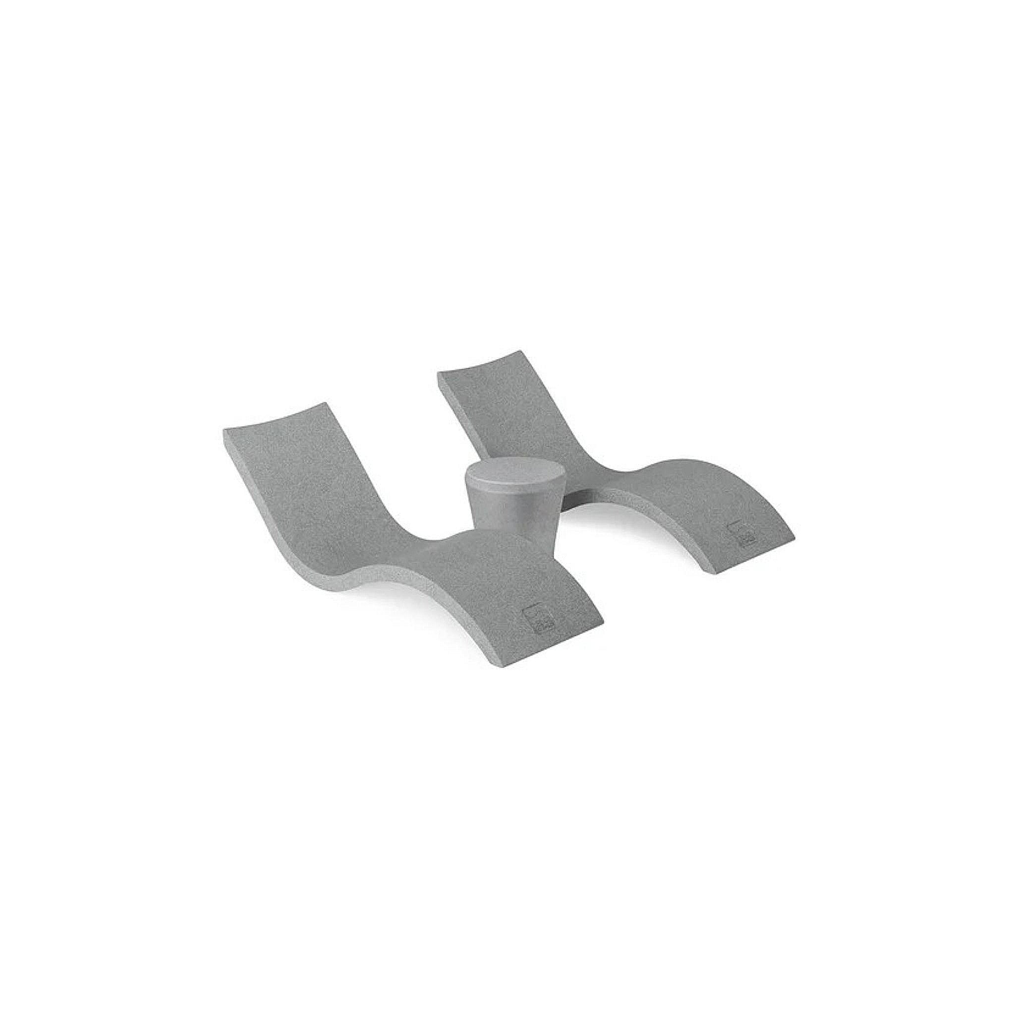 Signature Chaise and Affinity Side Table In-Pool Set