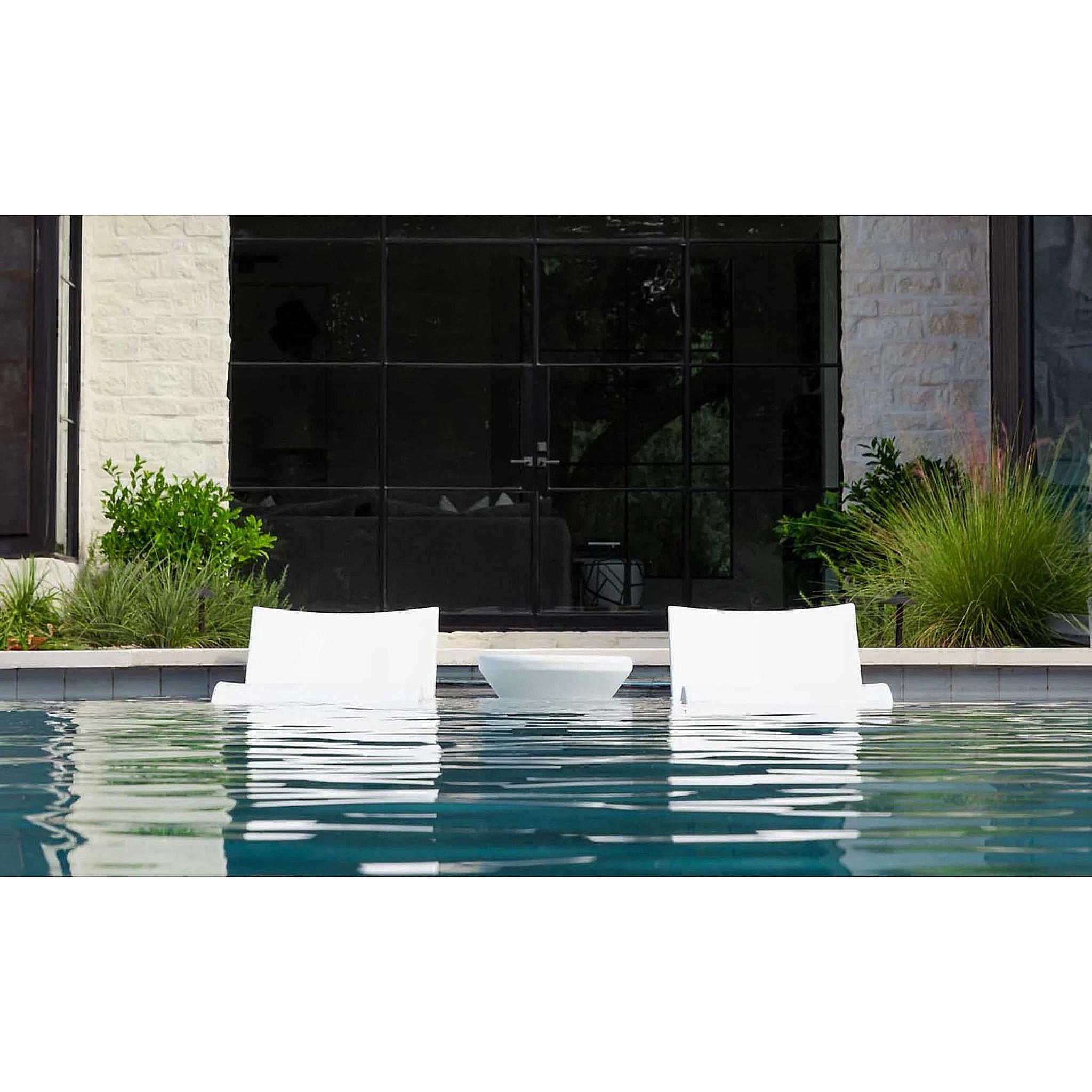 Signature Chaise and Side Table In-Pool Set
