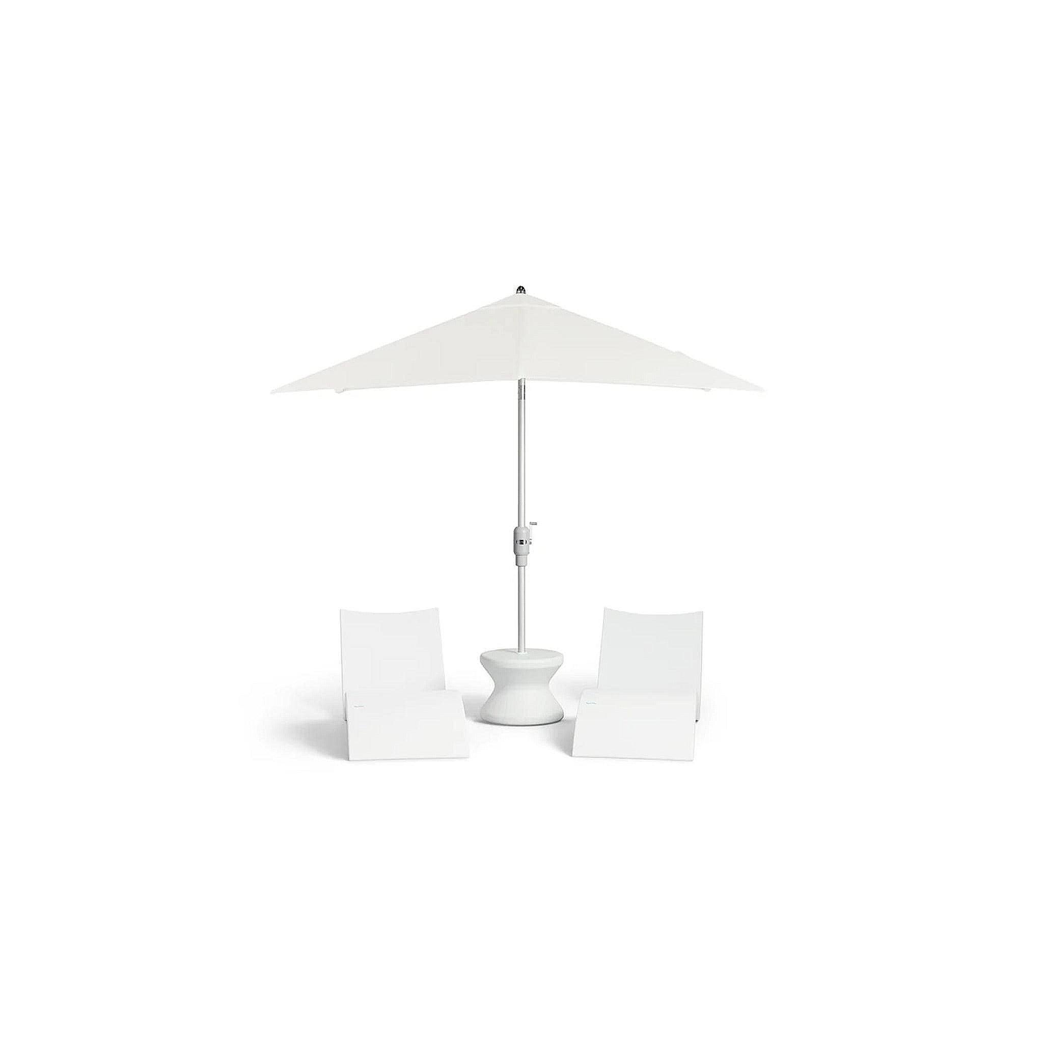 Signature Standard Side Table with Umbrella Hole