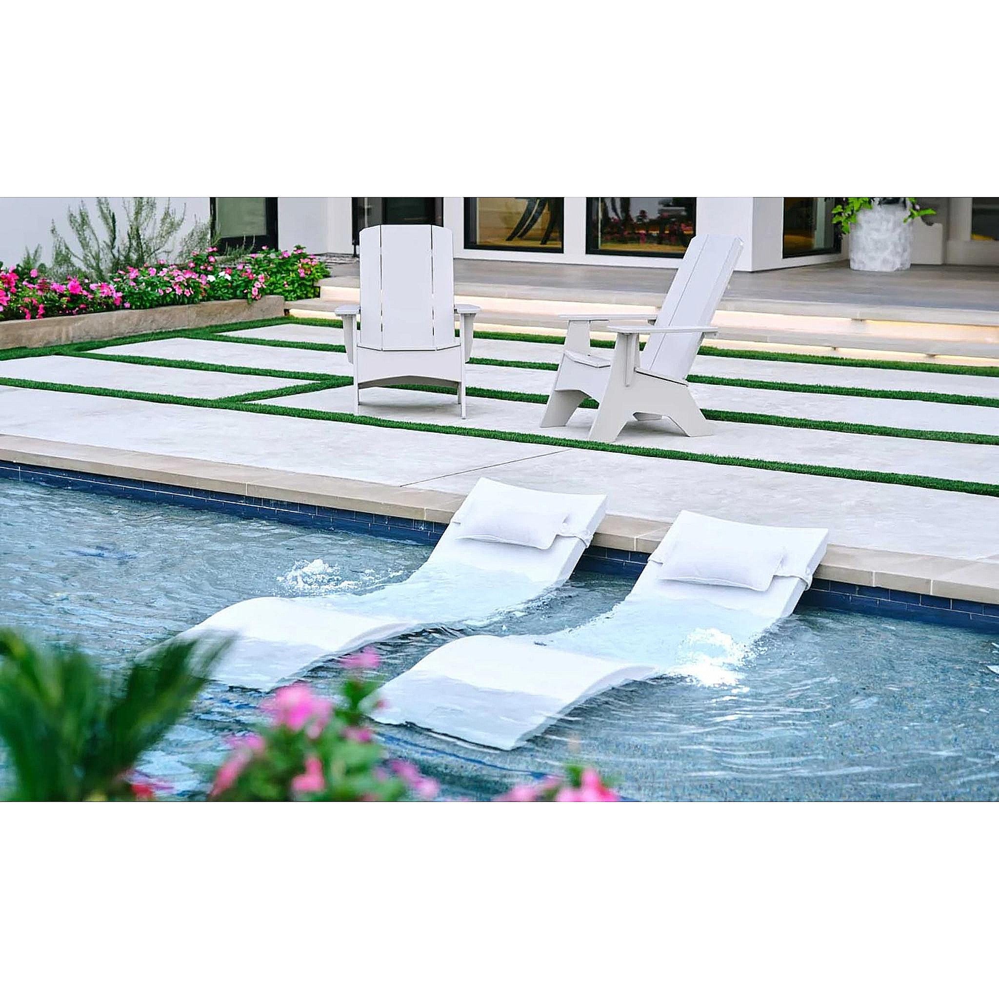 Signature Chaise and Headrest Pillow In-Pool Set