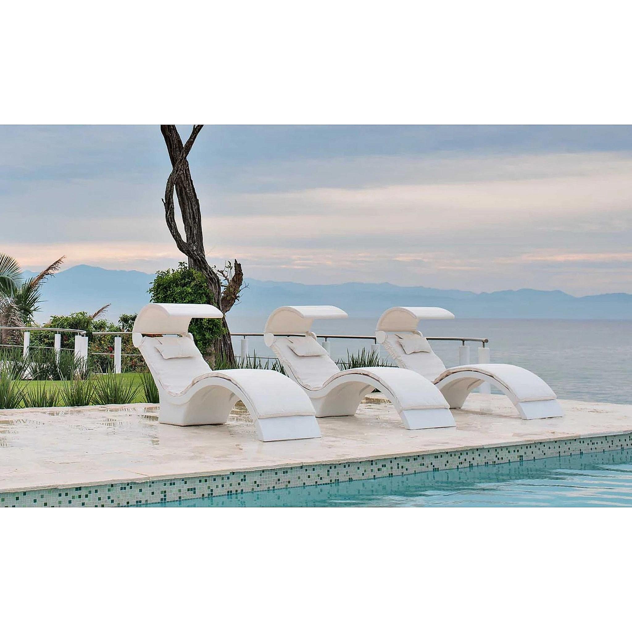 Signature Cushion for Chaise