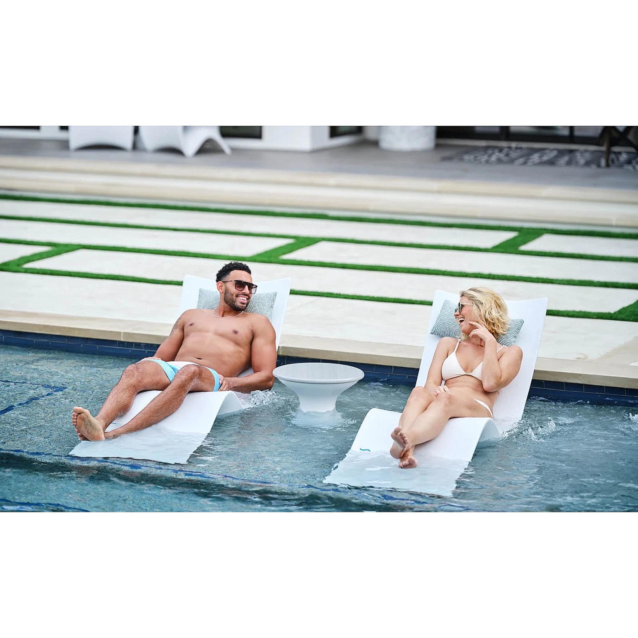 Autograph Chaise